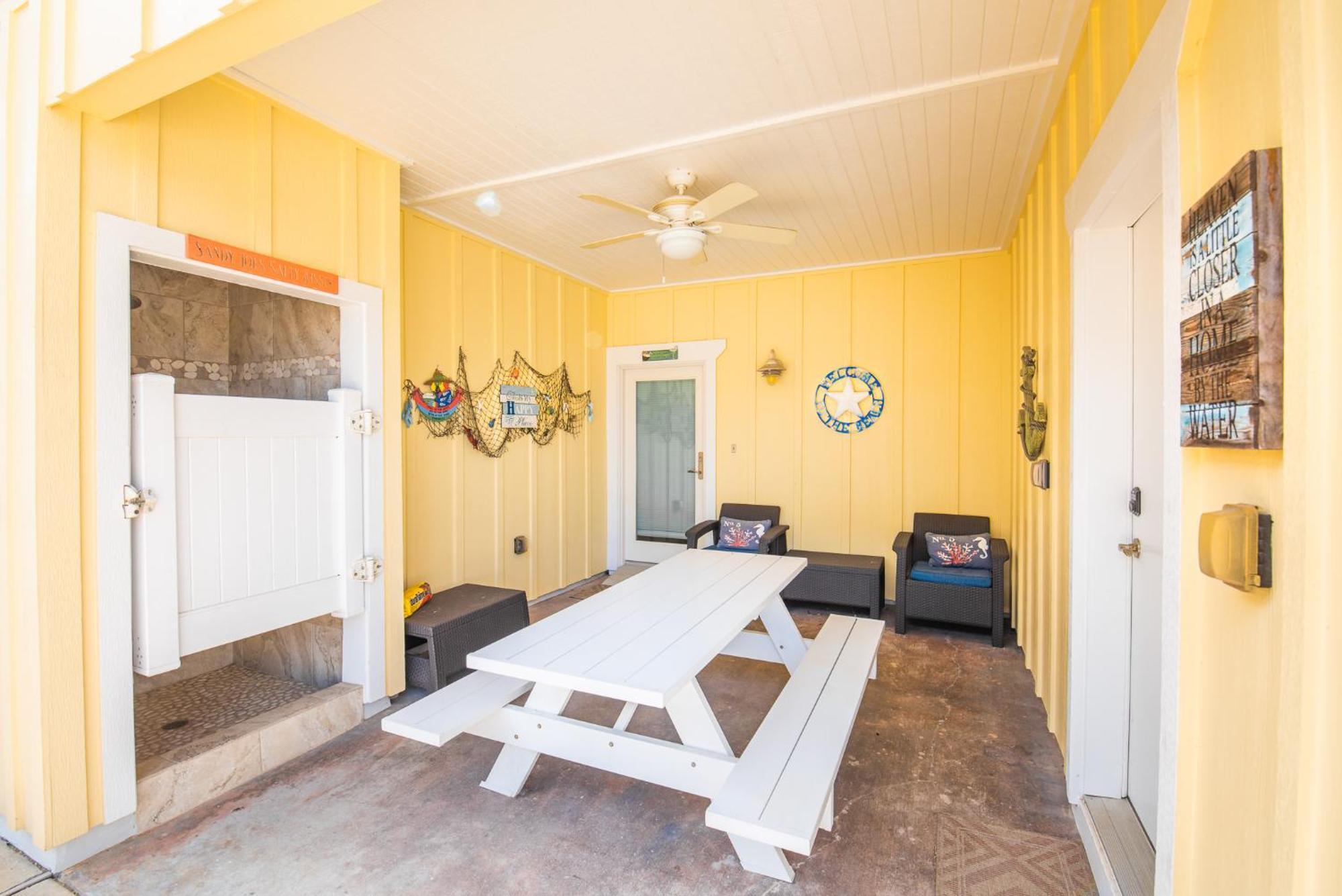 Sandy Craic - Elevator! Beach Gear Credit Included Villa Port Aransas Exterior photo